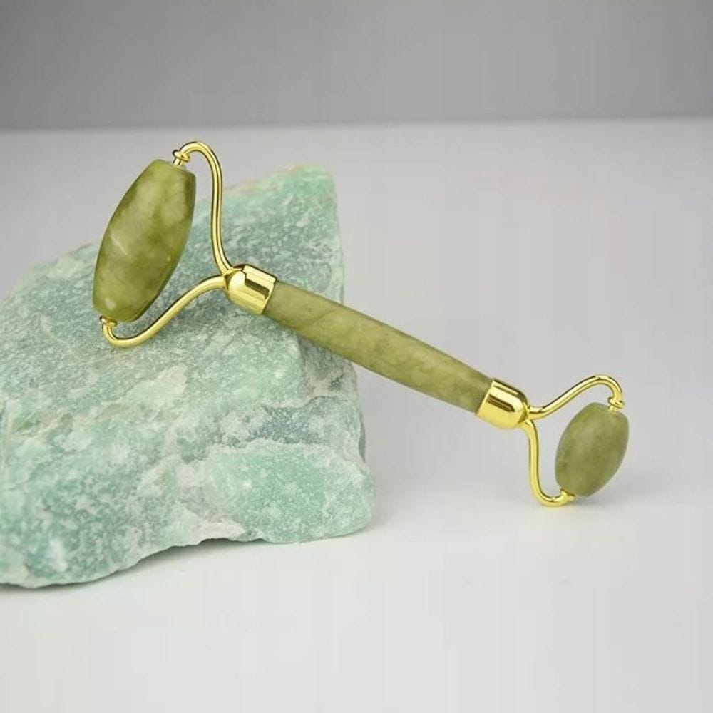 Masażer roller do twarzy jedeitowy kamień do masażu twarzy 9 Masażer roller do twarzy jedeitowy kamień do masażu twarzy - obrazek 9