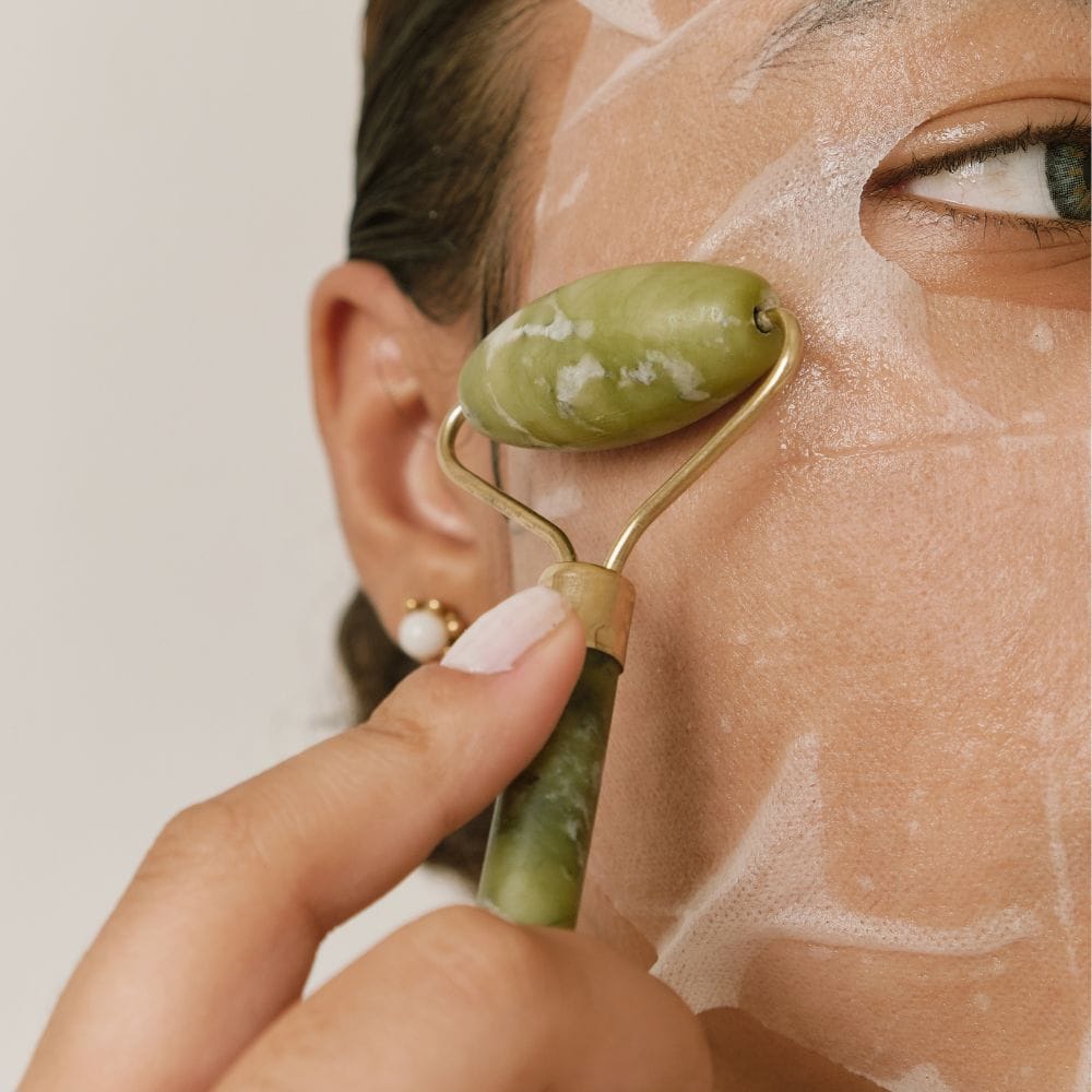 Masażer roller do twarzy jedeitowy kamień do masażu twarzy 10 Masażer roller do twarzy jedeitowy kamień do masażu twarzy - obrazek 10